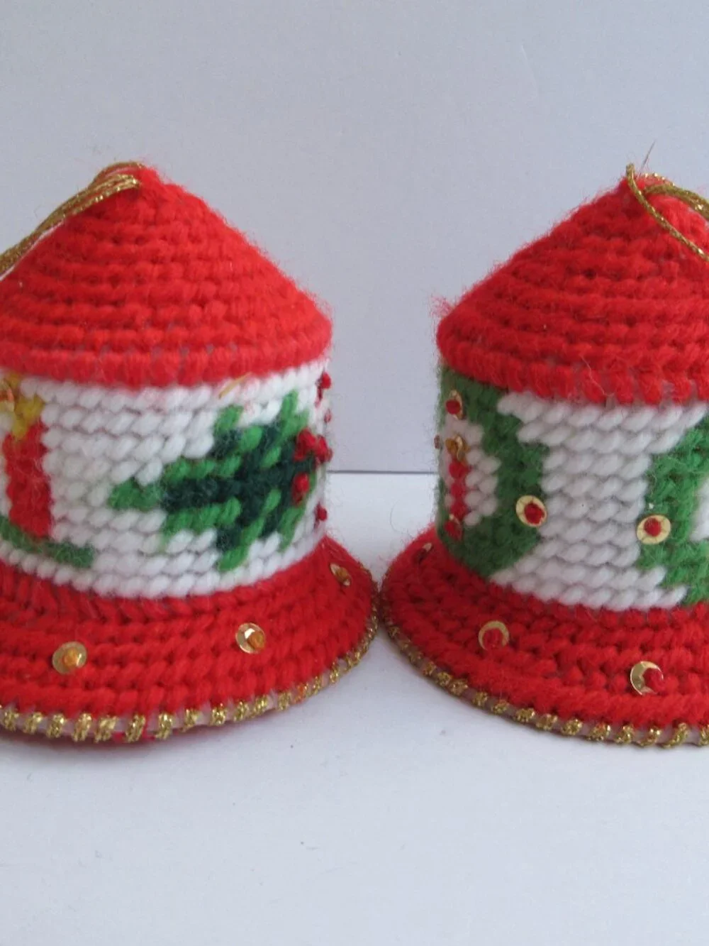 31 Plastic Canvas Handmade 3D Needlepoint Christmas Ornaments 1